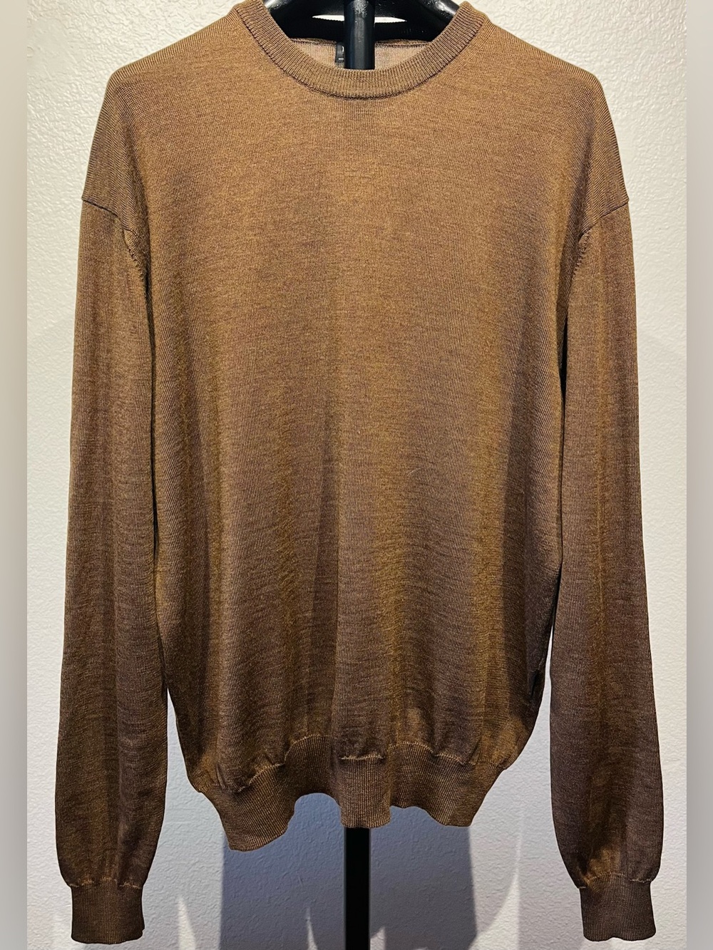 Hugo Boss 100% Extrafine Merino Wool Brown Crewneck Sweater - Size L (Men’s)